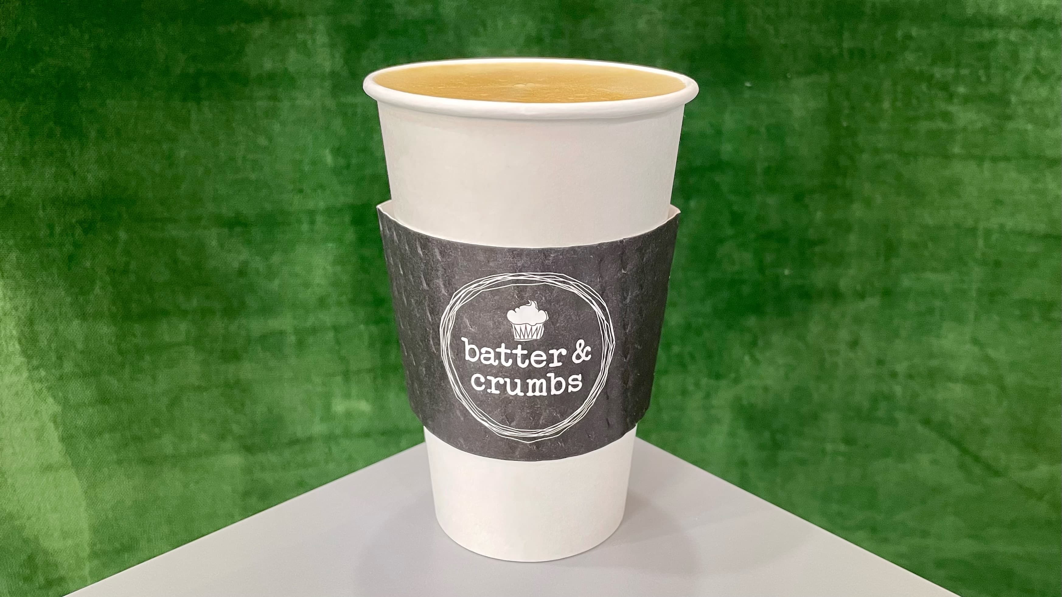 Hot Banana Bread Latte (16oz)