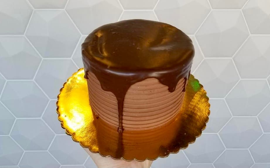 Triple Chocolate Cake (6 inch)